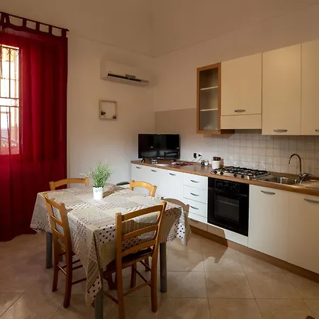 Casatrapani Гостевой дом 3*